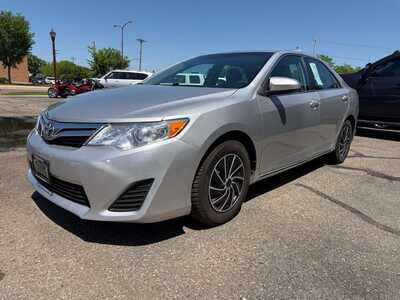 2012 Toyota Camry, $11900. Photo 4
