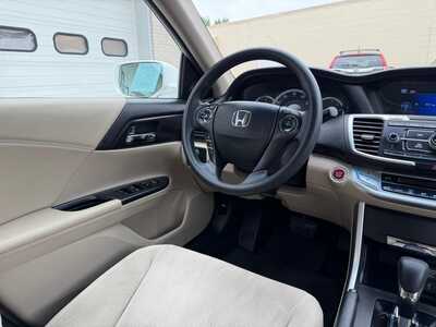 2013 Honda Accord, $10500. Photo 12