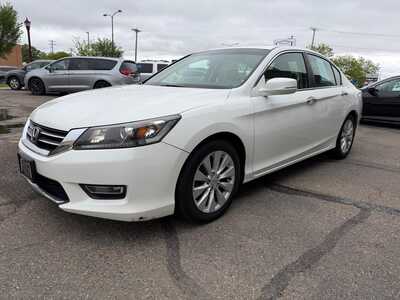 2013 Honda Accord, $10500. Photo 4