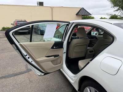 2013 Honda Accord, $10500. Photo 7