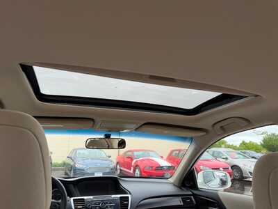 2013 Honda Accord, $10500. Photo 9