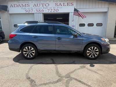 2015 Subaru Outback, $12900. Photo 2