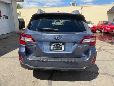 2015 Subaru Outback, $12900. Photo 6