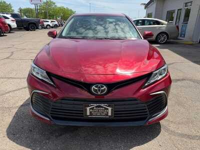 2021 Toyota Camry, $20900. Photo 3