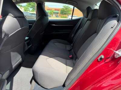 2021 Toyota Camry, $20900. Photo 8