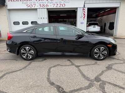 2016 Honda Civic, $13900. Photo 2