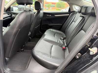 2016 Honda Civic, $13900. Photo 8