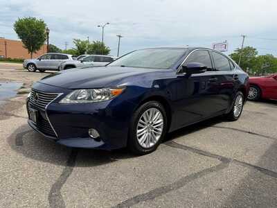 2013 Lexus ES 350, $13500. Photo 4