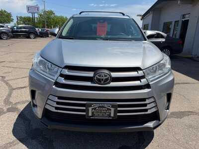 2017 Toyota Highlander, $18500. Photo 3