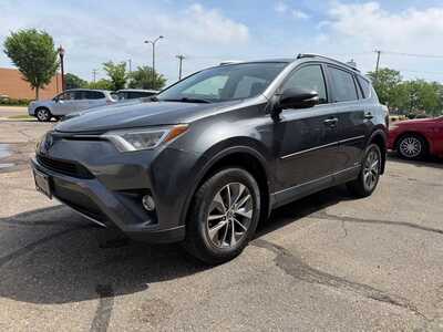 2017 Toyota RAV4, $17500. Photo 4