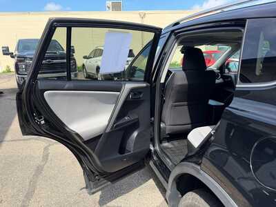 2017 Toyota RAV4, $17700. Photo 11