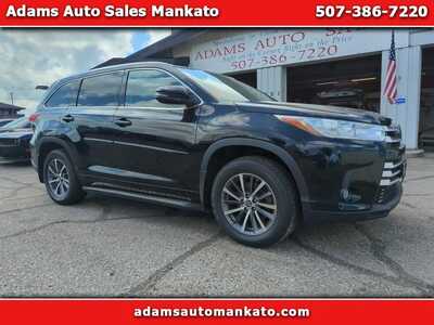 2017 Toyota Highlander, $17700. Photo 1