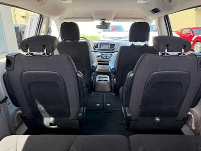2023 Chrysler Voyager, $22800. Photo 10