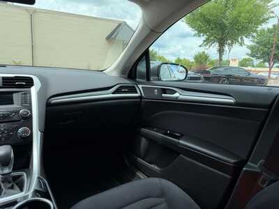 2015 Ford Fusion, $10500. Photo 10