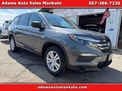 2016 Honda Pilot, $14900. Photo 1