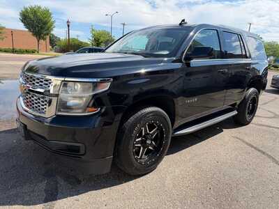 2020 Chevrolet Tahoe, $26900. Photo 4