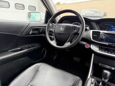 2013 Honda Accord, $11900. Photo 12