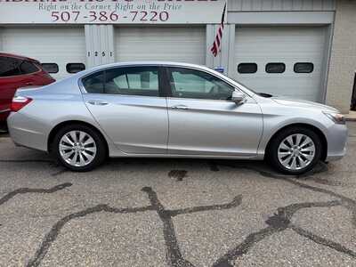 2013 Honda Accord, $11900. Photo 2