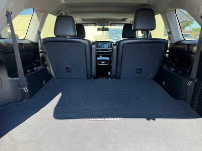 2016 Toyota Highlander, $19700. Photo 10