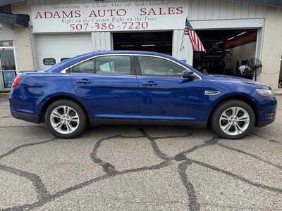 2015 Ford Taurus, $6500. Photo 2