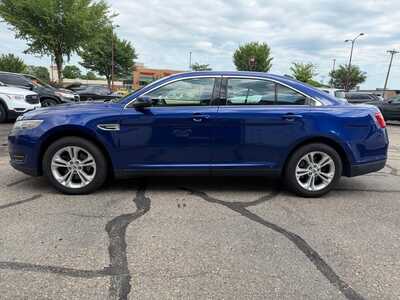 2015 Ford Taurus, $6500. Photo 5