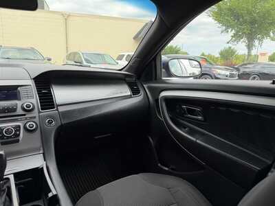 2015 Ford Taurus, $6500. Photo 9
