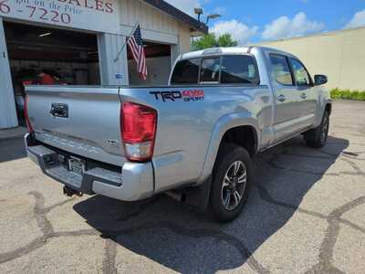 2016 Toyota Tacoma, $24900. Photo 3