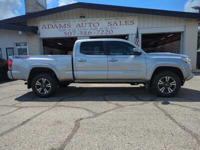2016 Toyota Tacoma, $24900. Photo 4