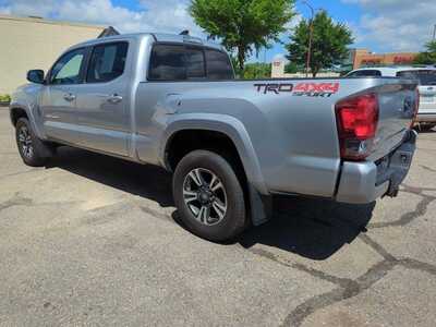 2016 Toyota Tacoma, $24900. Photo 6