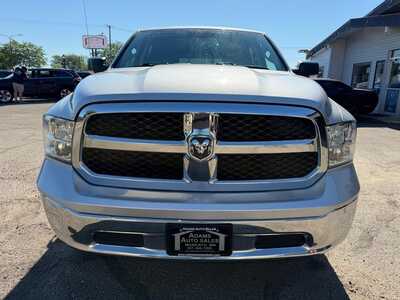 2019 RAM 1500 Crew Cab, $21900. Photo 3