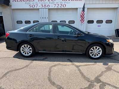 2014 Toyota Camry, $14900. Photo 2