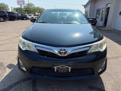 2014 Toyota Camry, $14900. Photo 3