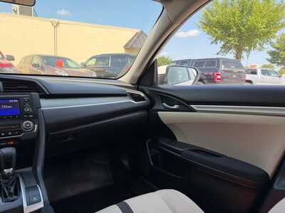 2017 Honda Civic, $13900. Photo 8