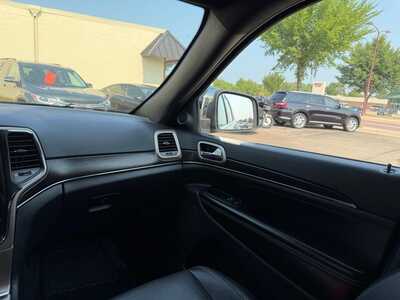 2016 Jeep Grand Cherokee, $7900. Photo 12