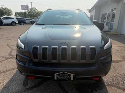 2017 Jeep Cherokee, $13900. Photo 3