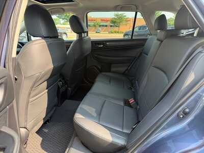 2017 Subaru Outback, $14900. Photo 12