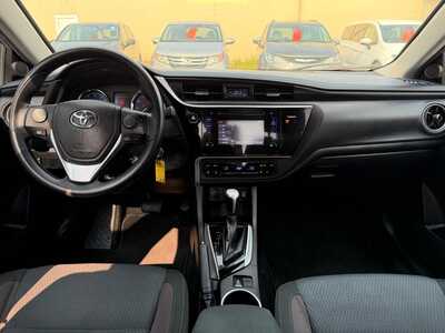 2017 Toyota Corolla, $13500. Photo 10