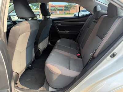 2017 Toyota Corolla, $13500. Photo 8