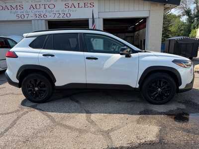 2022 Toyota Corolla Cross, $24700. Photo 2