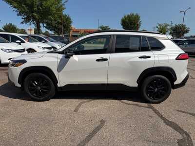 2022 Toyota Corolla Cross, $24700. Photo 5