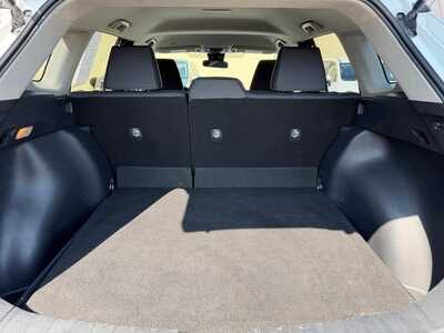 2022 Toyota Corolla Cross, $24700. Photo 8