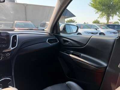 2022 Chevrolet Equinox, $22900. Photo 12