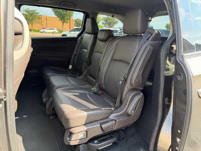 2018 Honda Odyssey, $18900. Photo 12