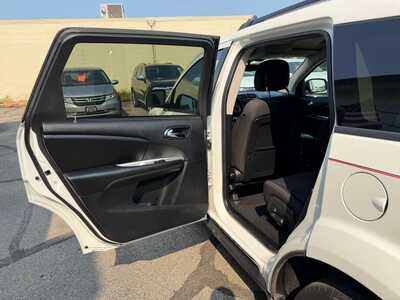 2017 Dodge Journey, $9500. Photo 10