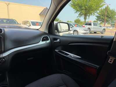 2017 Dodge Journey, $9500. Photo 12