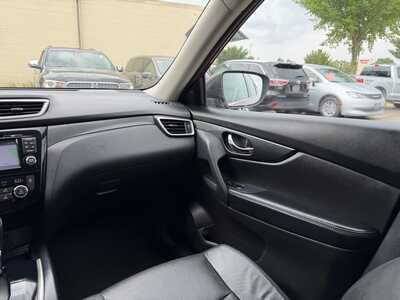 2014 Nissan Rogue, $8900. Photo 12
