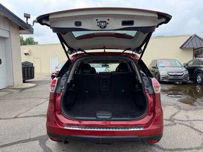 2014 Nissan Rogue, $8900. Photo 7