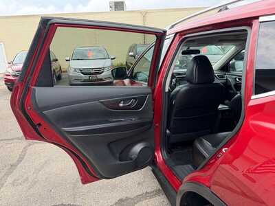 2014 Nissan Rogue, $8900. Photo 9