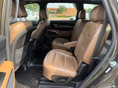 2020 Kia Telluride, $18900. Photo 12
