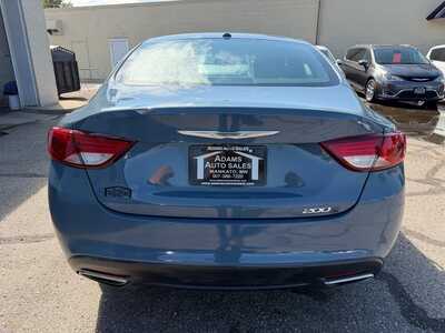 2015 Chrysler 200, $9700. Photo 6